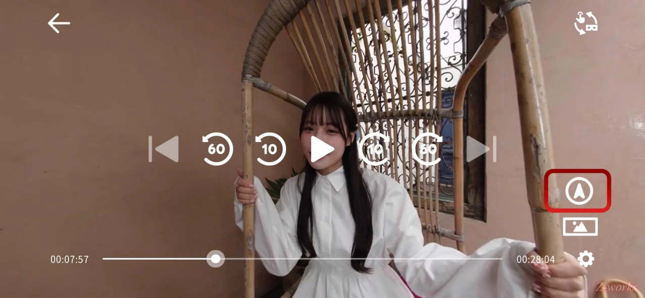 「DMM VR動画プレイヤー」で視界にアジャストさせているスマホ実機のキャプチャ画像