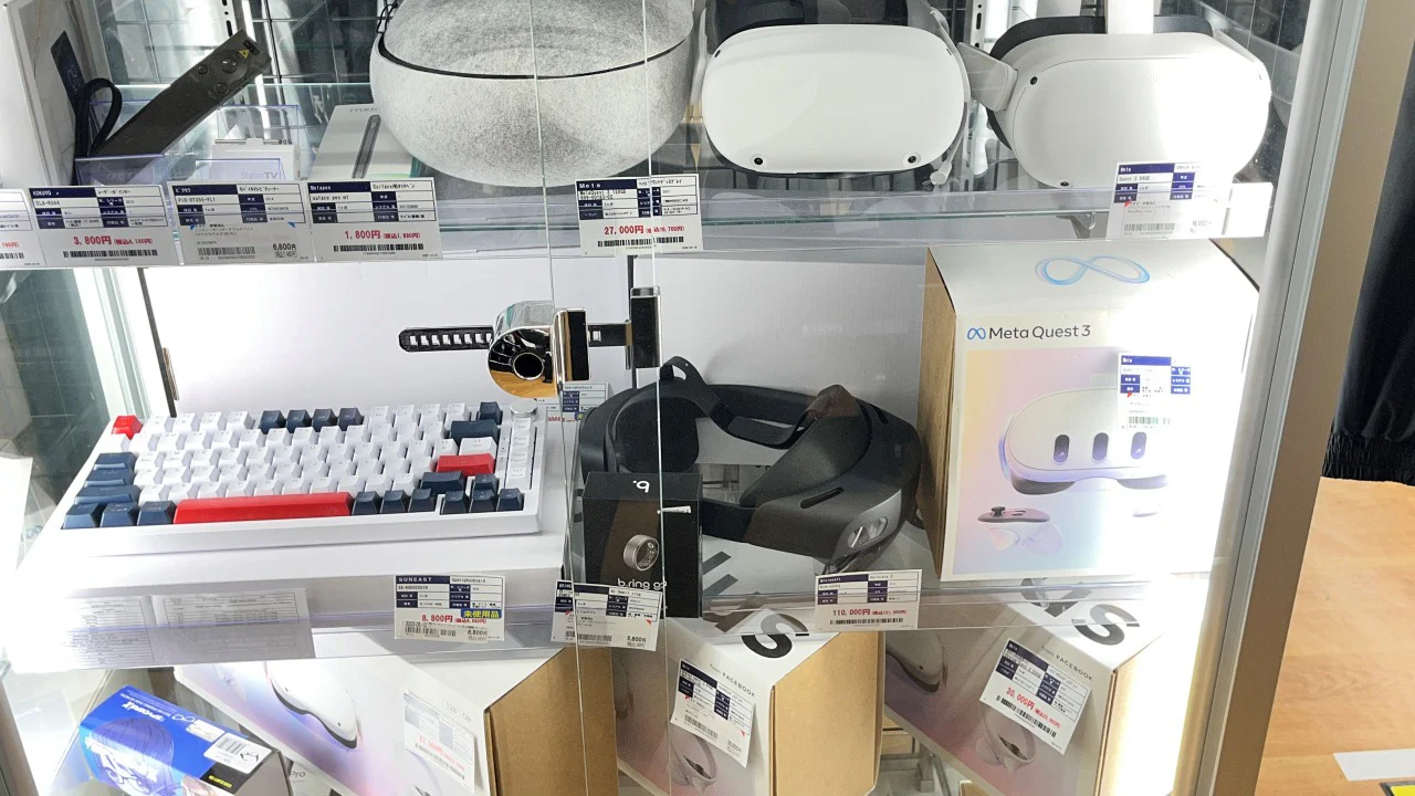 実際にリサイクルショップで売られていたQuest3